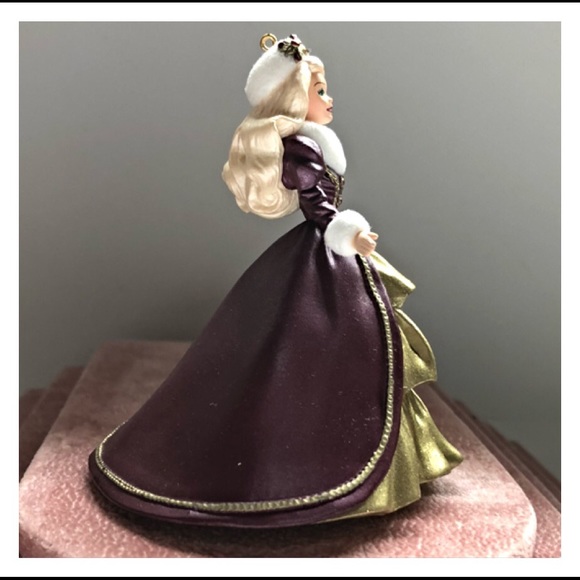 Happy Holidays Barbie Ornament collectors NIB - Picture 6 of 13